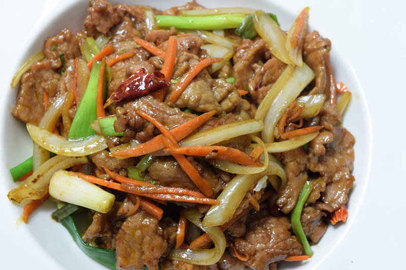 (L) Mongolian Beef